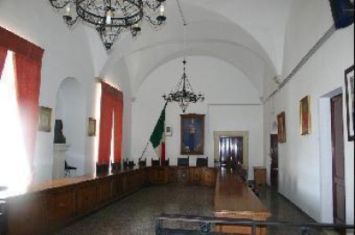 Sala Consiliare del Comune di Tricase Sala Consiliare del Comune di Tricase